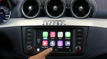 تغيير جذري أبل تتيح تحكم تطبيقات الذكاء الاصطناعي عبر CarPlay